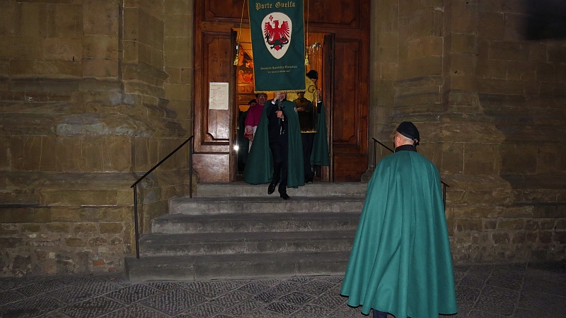 Parte Guelfa veglia delle armi 14 processione san carlo via calzaiuoli firenze