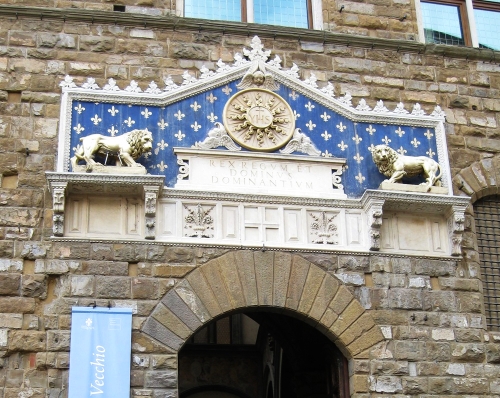 Marzocco leoni portale palazzo vecchio