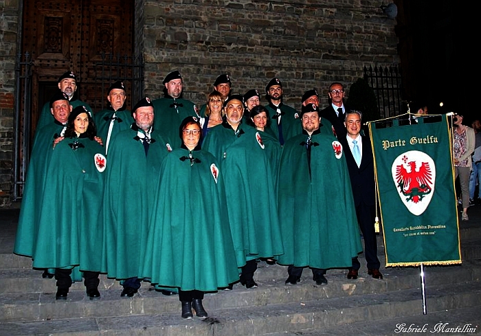 Parte Guelfa Corpus Domini 2017 6 sagrato scalinata basilica san lorenzo firenze