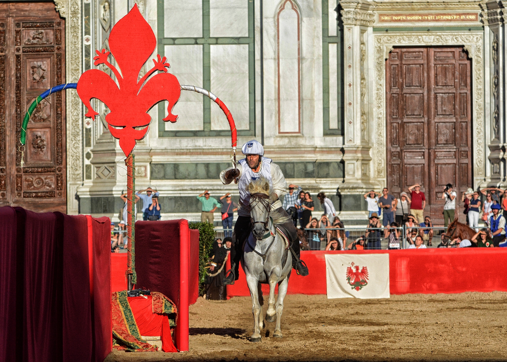 Parte Guelfa Giostra del Giglio 2017 giostratore di Santo Spirito in Piazza Santa Croce