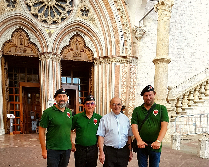 Parte Guelfa Assisi Pellegrinaggio 2017 Basilica Inferiore Andrea Claudio Galluzzo Alberto Bellini Mons. Vasco Giuliani Dimitri Caciolli