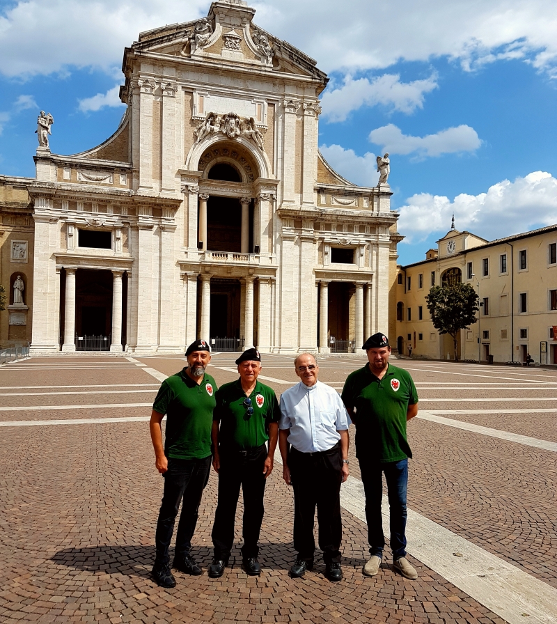 Parte Guelfa Assisi Pellegrinaggio 2017 Basilica di Santa MAria degli Angeli Andrea Claudio Galluzzo Alberto Bellini Mons. Vasco Giuliani Dimitri Caciolli