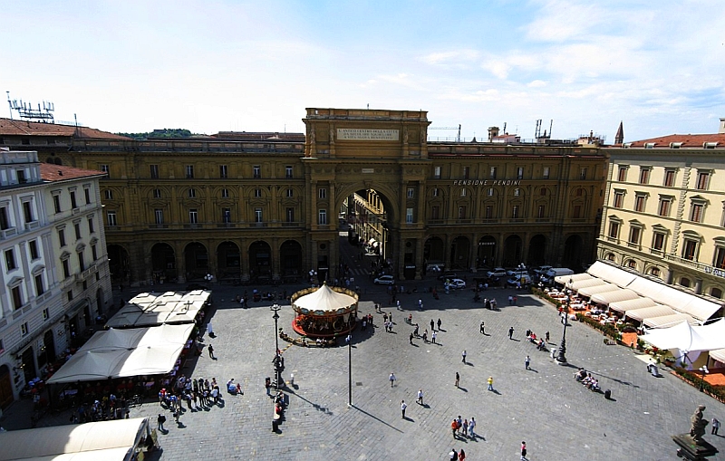 Parte Guelfa portici Piazza della Repubblica